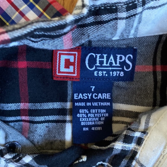 Two Boys Size 7 Button Up Shirts by Chaps - Picture 2 of 5